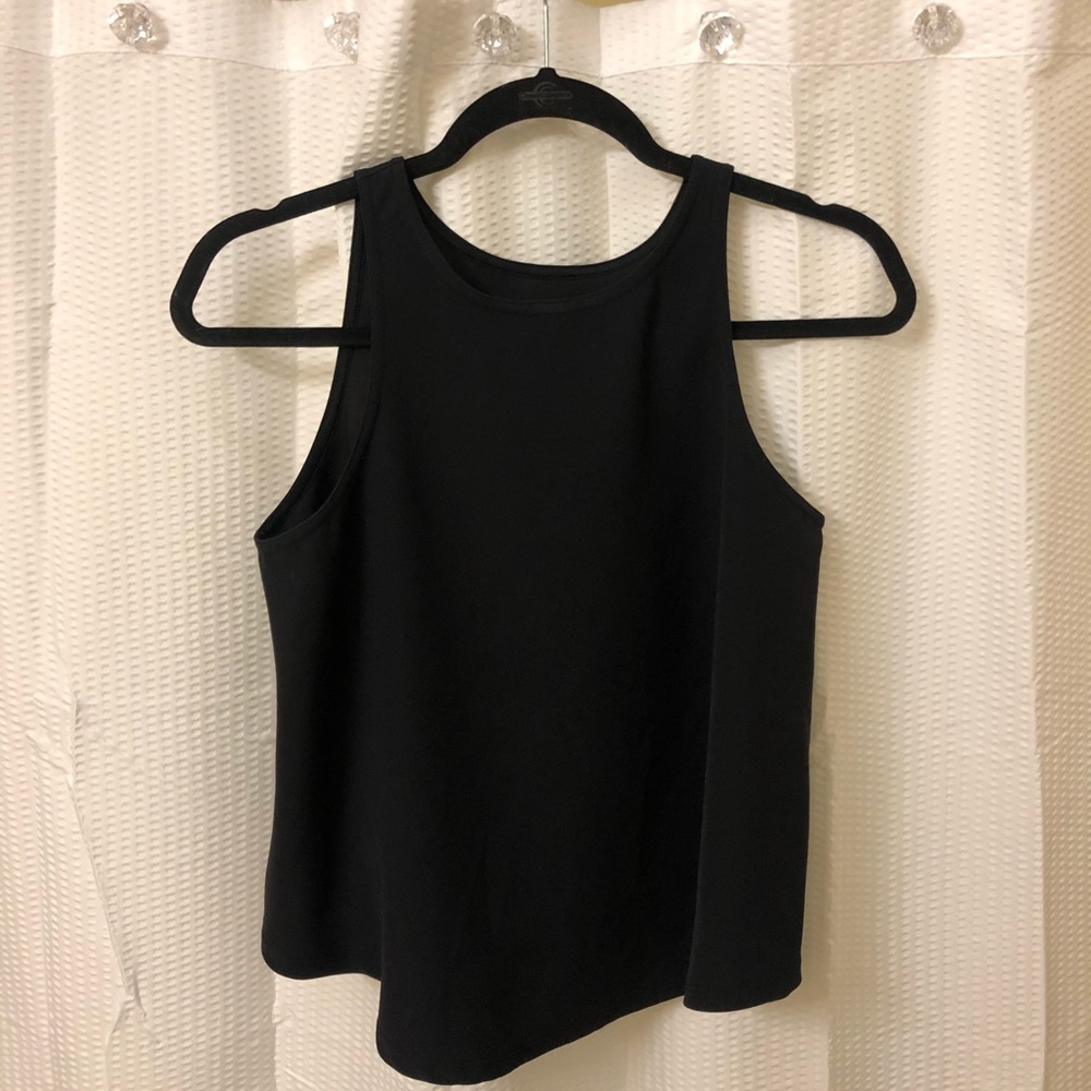 Lululemon lo-hi top